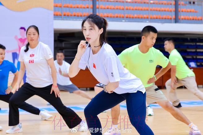 奥运健儿公益服务大行动 安踏公益深入雅安